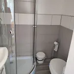 Iza-pokoje Do Wynajecia *