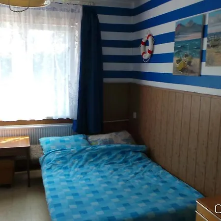 Iza-pokoje Do Wynajecia منزل للإقامة Wisełka