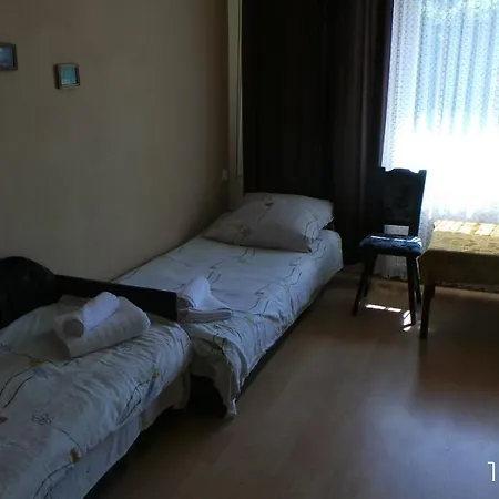 Проживание в семье Iza-pokoje Do Wynajecia